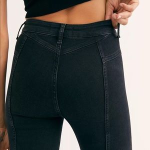 NWT Riley Seamed Skinny Jeans
